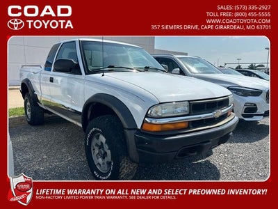2002 Chevrolet S-10 LS