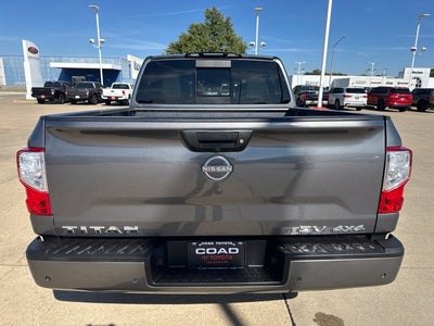 2024 Nissan Titan SV