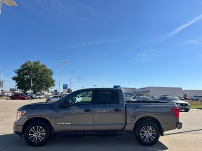 2024 Nissan Titan SV