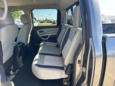 2024 Nissan Titan SV
