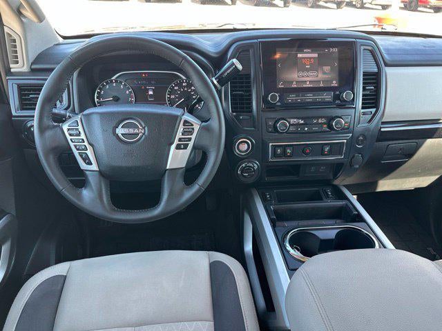 2024 Nissan Titan SV