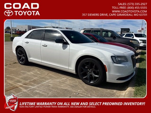 2022 Chrysler 300 Touring