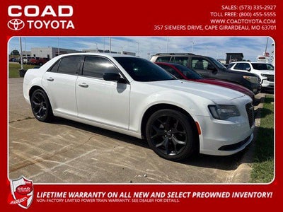 2022 Chrysler 300 Touring