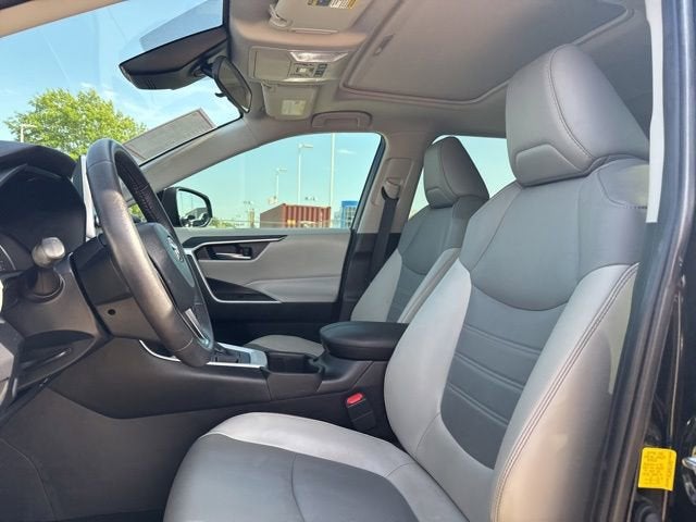 2022 Toyota RAV4 XLE Premium