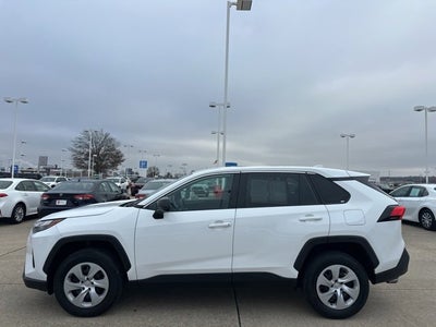 2024 Toyota RAV4 LE