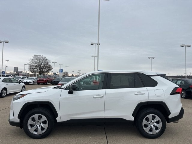 2024 Toyota RAV4 LE
