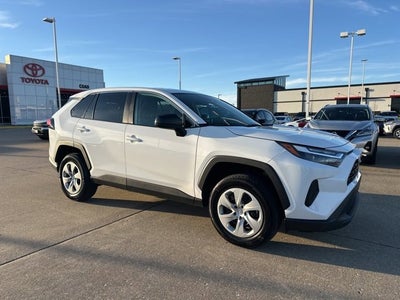 2024 Toyota RAV4 LE