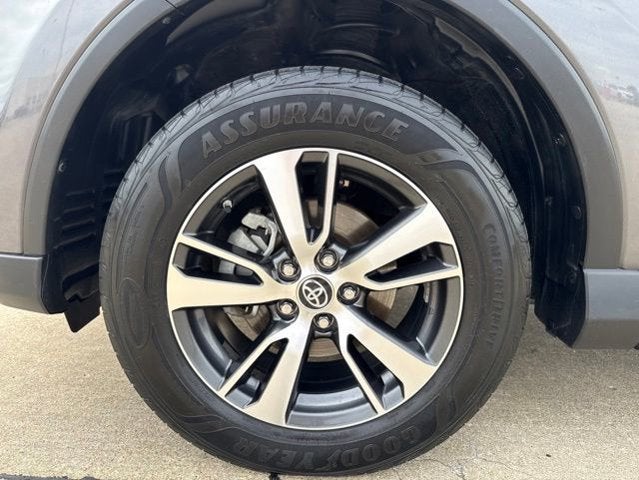 2018 Toyota RAV4 XLE