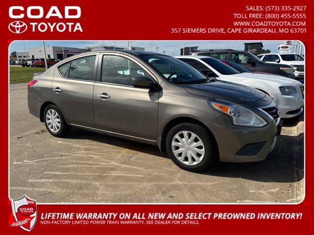 2016 Nissan Versa SV