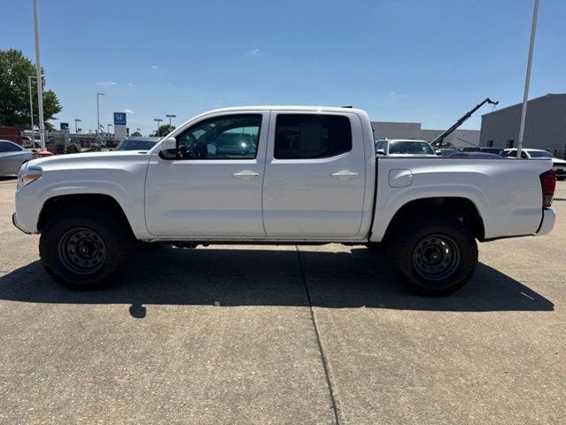 2022 Toyota Tacoma 4WD SR