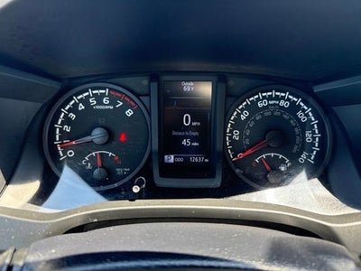 2022 Toyota Tacoma 4WD SR