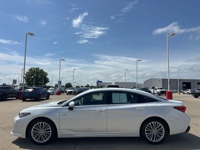 2021 Toyota Avalon Hybrid Limited