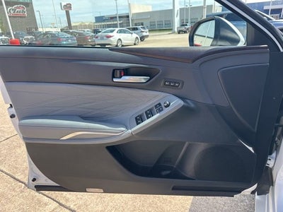 2021 Toyota Avalon Hybrid Limited