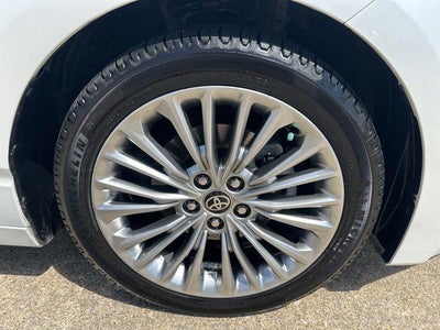 2021 Toyota Avalon Hybrid Limited