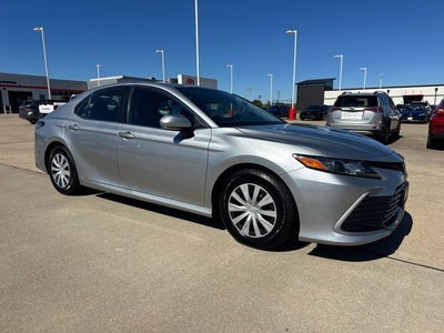 2023 Toyota Camry Hybrid LE