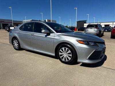 2023 Toyota Camry Hybrid LE