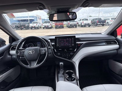 2023 Toyota Camry SE