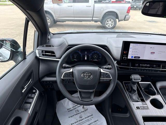 2025 Toyota Sienna XSE