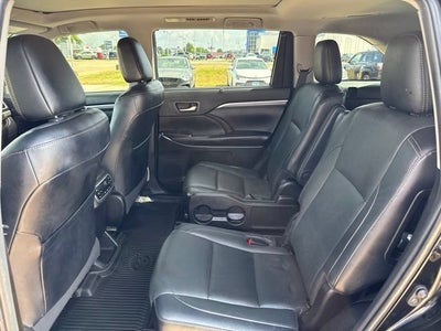 2019 Toyota Highlander Limited Platinum