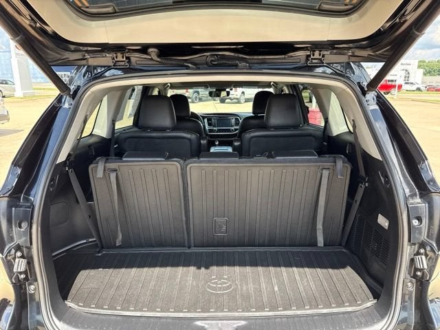 2019 Toyota Highlander Limited Platinum