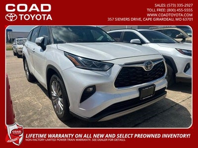 2023 Toyota Highlander Hybrid Platinum