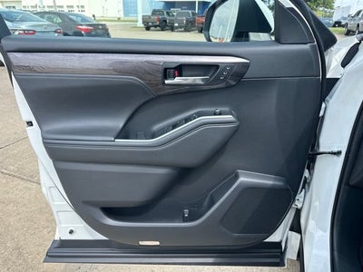 2021 Toyota Highlander Platinum