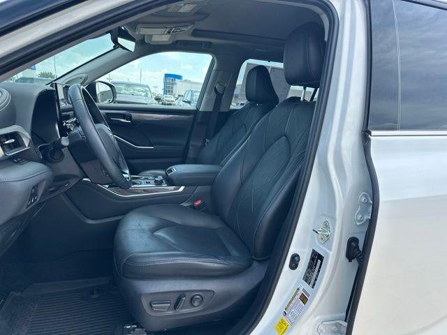 2021 Toyota Highlander Platinum