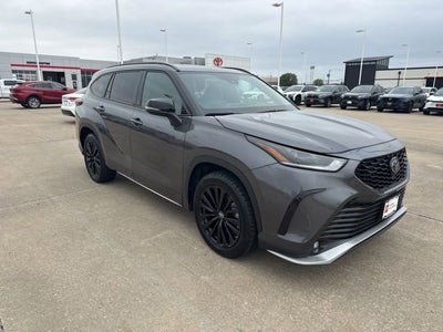 2025 Toyota Highlander XSE