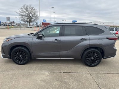 2025 Toyota Highlander XSE