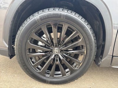 2025 Toyota Highlander XSE