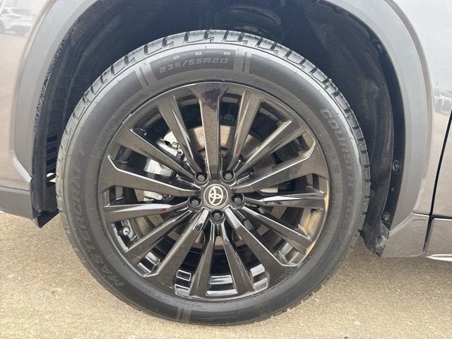 2025 Toyota Highlander XSE