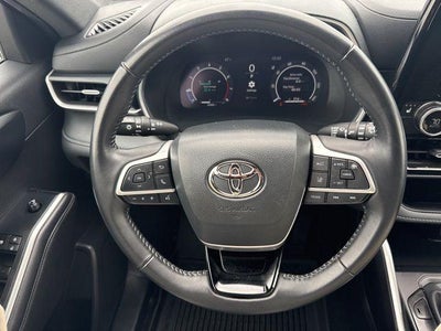 2025 Toyota Highlander XSE