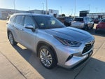 2025 Toyota Highlander Platinum