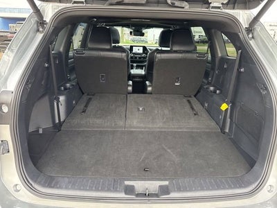 2025 Toyota Highlander XSE