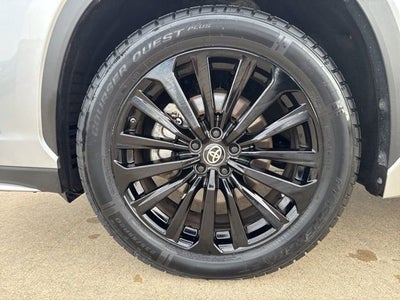 2025 Toyota Highlander XSE