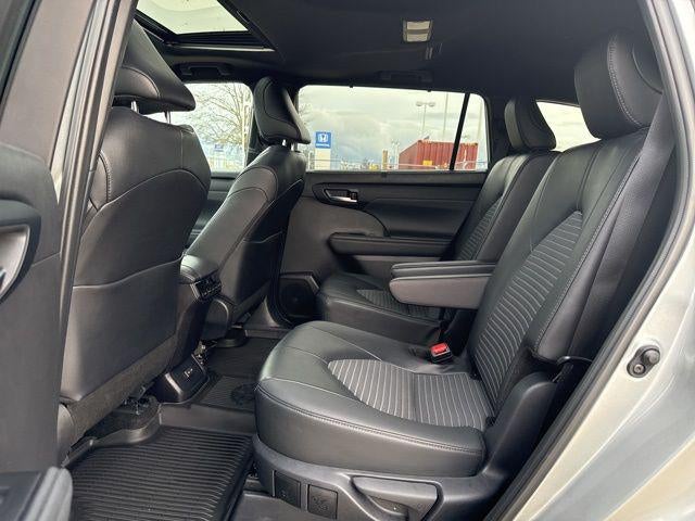 2025 Toyota Highlander XSE