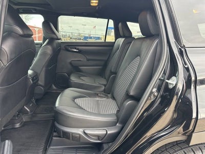 2025 Toyota Highlander XSE