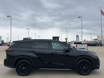 2025 Toyota Highlander XSE