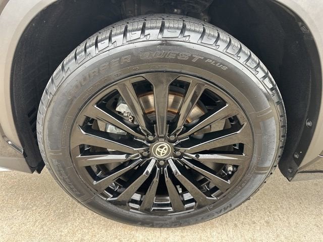 2025 Toyota Highlander XSE