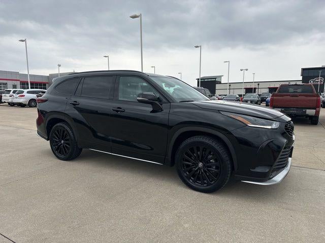 2025 Toyota Highlander XSE