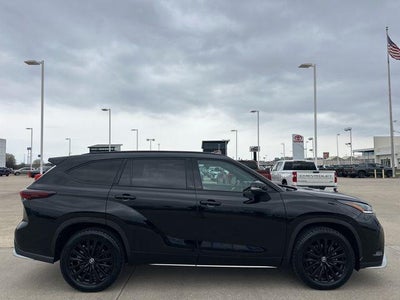 2025 Toyota Highlander XSE