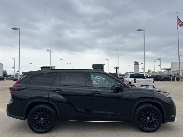 2025 Toyota Highlander XSE