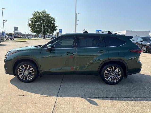 2025 Toyota Highlander Platinum