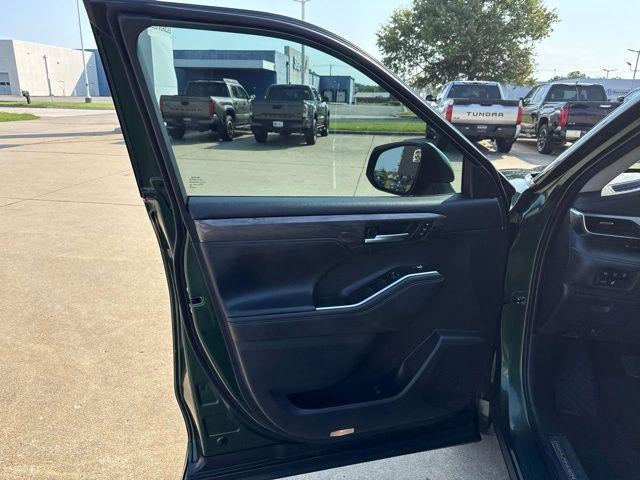 2025 Toyota Highlander Platinum