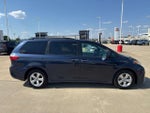 2019 Toyota Sienna LE