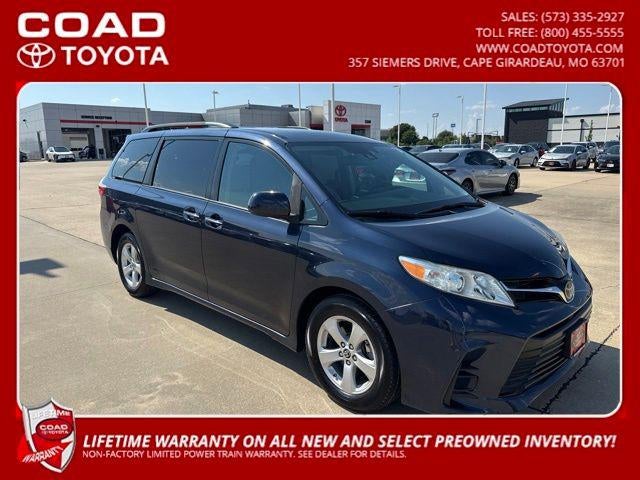2019 Toyota Sienna LE