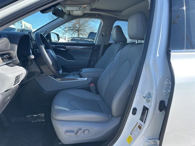 2023 Toyota Highlander Hybrid Limited