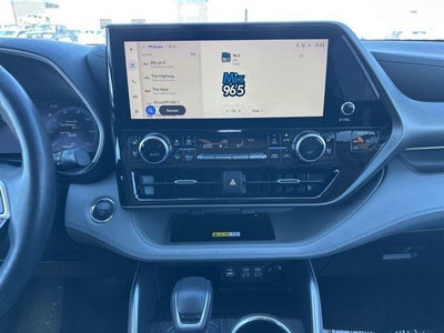 2023 Toyota Highlander Hybrid Limited