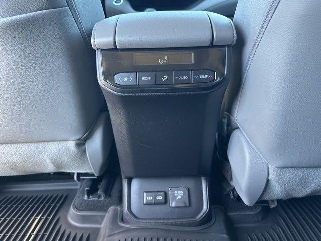 2023 Toyota Highlander Hybrid Limited