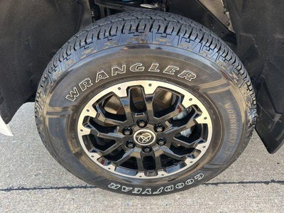 2024 Toyota Tundra 4WD SR5